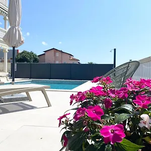 https://apartment-komljenovic.pula-hotels.org